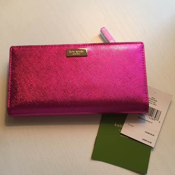 kate spade Handbags - Kate Spade Laurel Way Stacy Wallet in Baja Rose 🌹